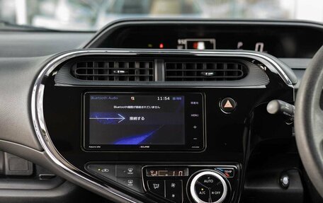 Toyota Aqua I, 2018 год, 1 015 000 рублей, 14 фотография