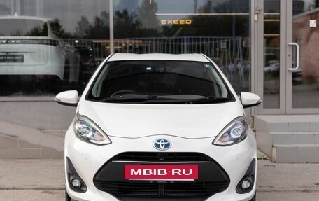 Toyota Aqua I, 2018 год, 1 015 000 рублей, 2 фотография