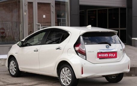 Toyota Aqua I, 2018 год, 1 015 000 рублей, 7 фотография