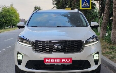 KIA Sorento III Prime рестайлинг, 2019 год, 3 000 000 рублей, 2 фотография