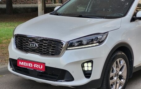 KIA Sorento III Prime рестайлинг, 2019 год, 3 000 000 рублей, 10 фотография