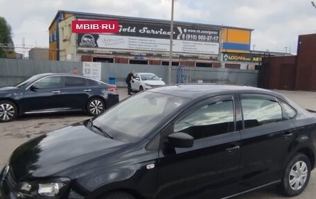 Volkswagen Polo VI (EU Market), 2011 год, 630 000 рублей, 2 фотография