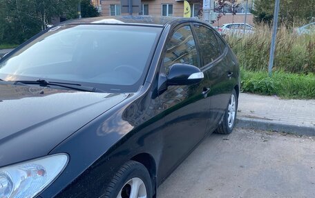 Hyundai Elantra IV, 2010 год, 750 000 рублей, 2 фотография