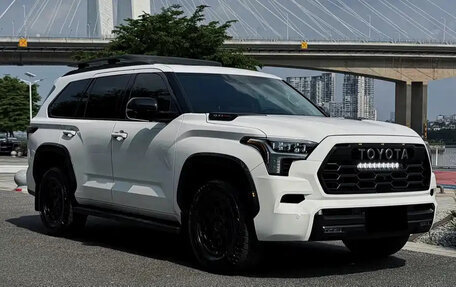 Toyota Sequoia, 2023 год, 11 500 000 рублей, 3 фотография