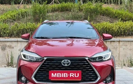 Toyota Yaris, 2023 год, 1 250 000 рублей, 2 фотография