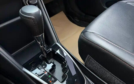 Toyota Yaris, 2023 год, 1 250 000 рублей, 9 фотография