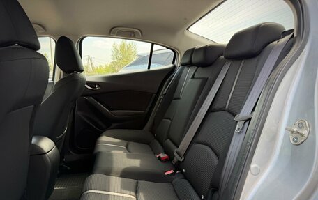 Mazda 3, 2017 год, 1 550 000 рублей, 19 фотография