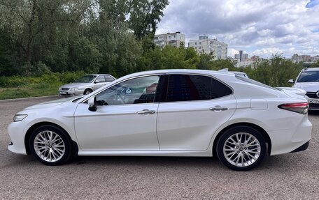Toyota Camry, 2020 год, 2 950 000 рублей, 2 фотография