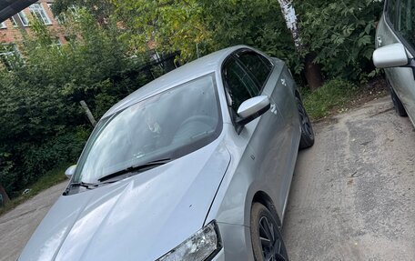 Skoda Rapid I, 2014 год, 650 000 рублей, 2 фотография