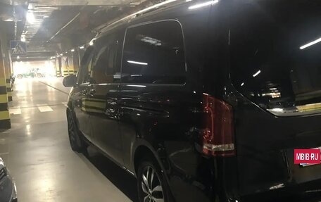 Mercedes-Benz V-Класс, 2022 год, 5 550 000 рублей, 10 фотография