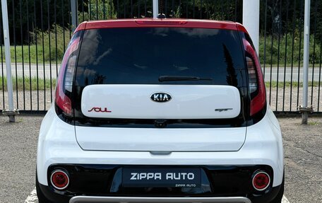 KIA Soul II рестайлинг, 2017 год, 1 489 000 рублей, 5 фотография