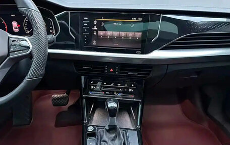 Volkswagen Passat B8 рестайлинг, 2023 год, 2 050 000 рублей, 10 фотография