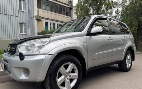 Toyota RAV4, 2004 год, 650 000 рублей, 11 фотография