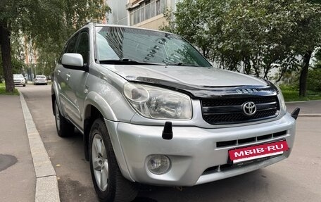 Toyota RAV4, 2004 год, 650 000 рублей, 9 фотография
