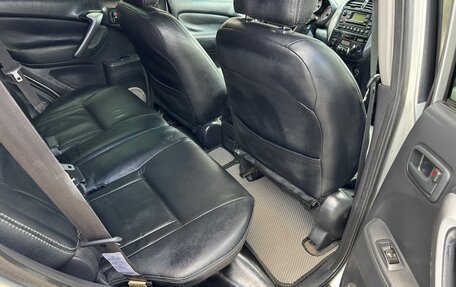 Toyota RAV4, 2004 год, 650 000 рублей, 18 фотография