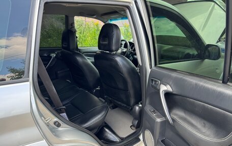 Toyota RAV4, 2004 год, 650 000 рублей, 19 фотография