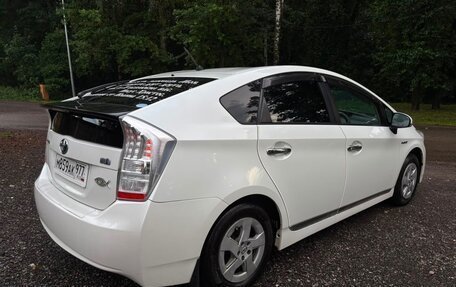 Toyota Prius, 2011 год, 1 110 000 рублей, 10 фотография