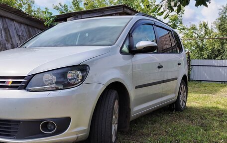 Volkswagen Touran III, 2013 год, 1 550 000 рублей, 8 фотография