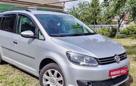 Volkswagen Touran III, 2013 год, 1 550 000 рублей, 6 фотография