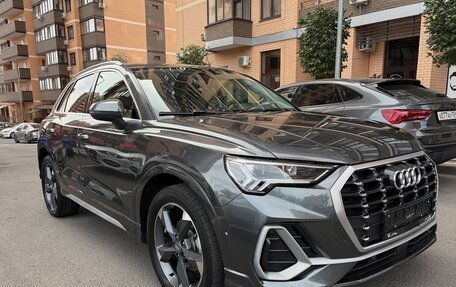 Audi Q3, 2023 год, 2 420 000 рублей, 2 фотография