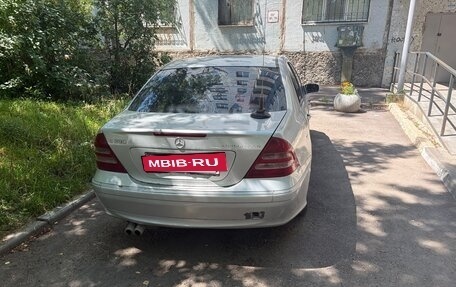 Mercedes-Benz C-Класс, 2003 год, 340 000 рублей, 2 фотография