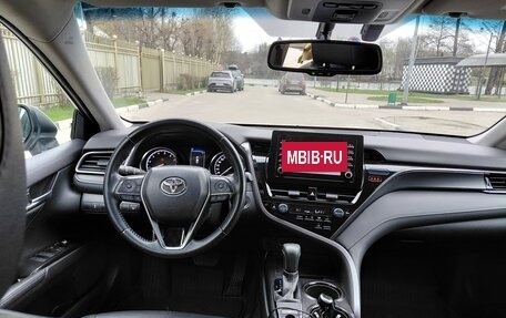 Toyota Camry, 2021 год, 2 900 000 рублей, 6 фотография