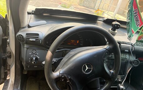 Mercedes-Benz C-Класс, 2003 год, 340 000 рублей, 11 фотография