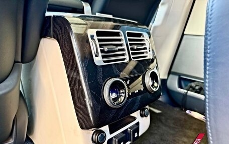 Land Rover Range Rover IV рестайлинг, 2020 год, 6 900 000 рублей, 10 фотография