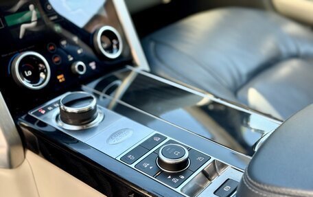 Land Rover Range Rover IV рестайлинг, 2020 год, 6 900 000 рублей, 21 фотография