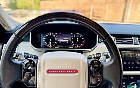 Land Rover Range Rover IV рестайлинг, 2020 год, 6 900 000 рублей, 15 фотография