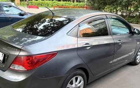 Hyundai Solaris II рестайлинг, 2011 год, 620 000 рублей, 14 фотография