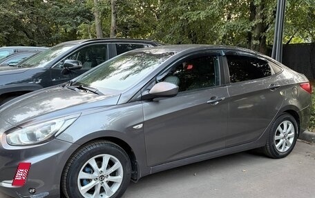 Hyundai Solaris II рестайлинг, 2011 год, 620 000 рублей, 6 фотография