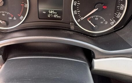 Skoda Octavia, 2011 год, 800 000 рублей, 10 фотография