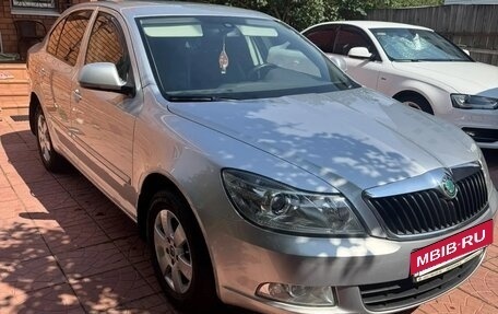 Skoda Octavia, 2011 год, 800 000 рублей, 2 фотография