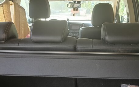 Mitsubishi Outlander III рестайлинг 3, 2012 год, 1 204 000 рублей, 8 фотография