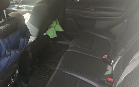 Mitsubishi Outlander III рестайлинг 3, 2012 год, 1 204 000 рублей, 12 фотография