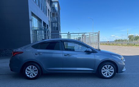 Hyundai Solaris II рестайлинг, 2017 год, 1 300 000 рублей, 4 фотография