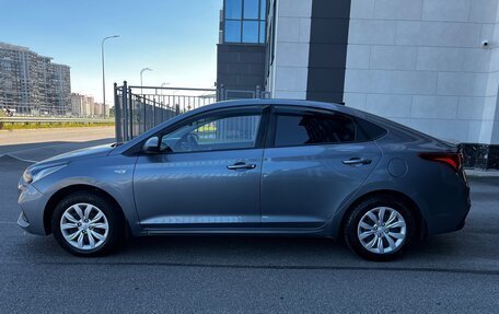 Hyundai Solaris II рестайлинг, 2017 год, 1 300 000 рублей, 5 фотография