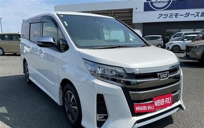 Toyota Noah III, 2021 год, 2 700 000 рублей, 1 фотография