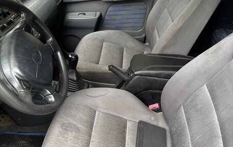 Toyota RAV4, 1996 год, 600 000 рублей, 4 фотография