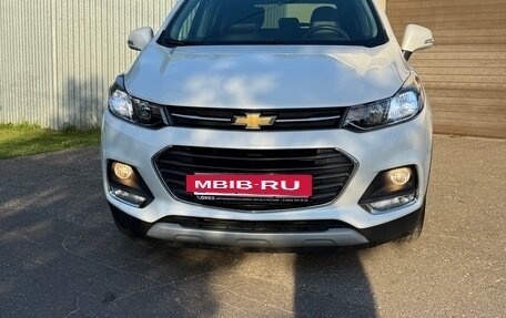 Chevrolet Trax, 2021 год, 1 620 000 рублей, 3 фотография