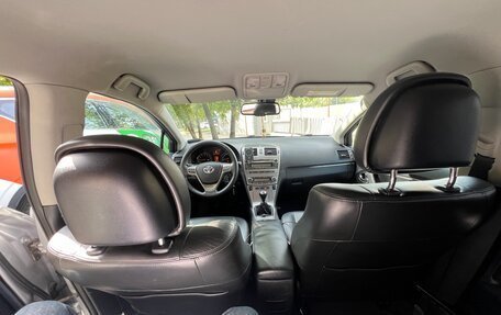 Toyota Avensis III рестайлинг, 2011 год, 930 000 рублей, 8 фотография