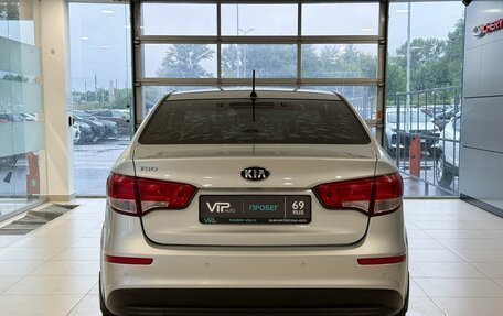 KIA Rio III рестайлинг, 2015 год, 945 000 рублей, 5 фотография