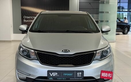 KIA Rio III рестайлинг, 2015 год, 945 000 рублей, 2 фотография