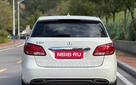 Mercedes-Benz B-Класс, 2018 год, 1 400 000 рублей, 4 фотография