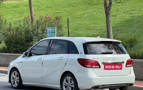 Mercedes-Benz B-Класс, 2018 год, 1 400 000 рублей, 3 фотография