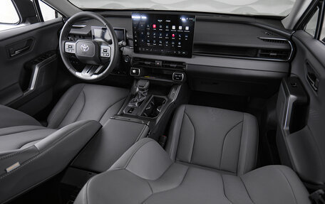 Toyota RAV4, 2026 год, 4 119 000 рублей, 12 фотография