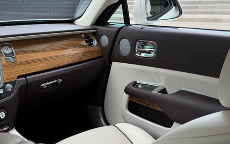 Rolls-Royce Wraith, 2016 год, 17 950 000 рублей, 18 фотография