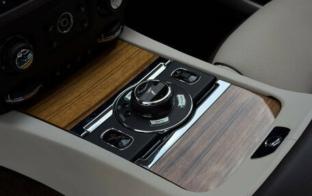 Rolls-Royce Wraith, 2016 год, 17 950 000 рублей, 28 фотография