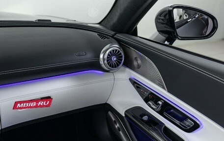 Mercedes-Benz SL-Класс AMG, 2023 год, 17 990 000 рублей, 25 фотография